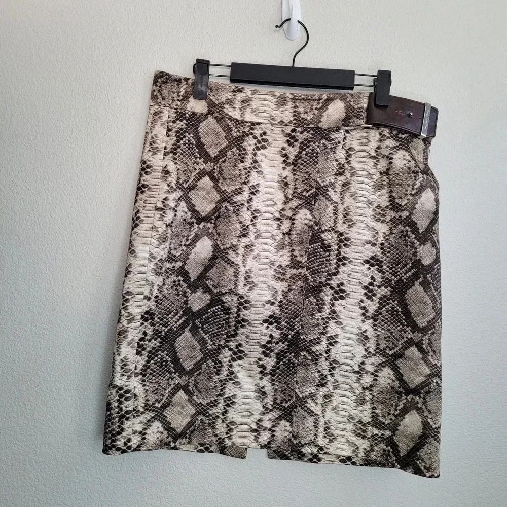 MICHAEL Michael Kors Women's Straight & Pencil Skirt 10 Multicolor Snake Print